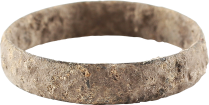 VIKING WEDDING RING, SIZE 8 1/2 - Fagan Arms