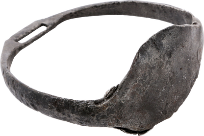 VIKING STIRRUP, 10th-11th CENTURY - Viking Hoard