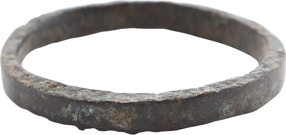 VIKING WEDDING RING, SIZE 3 3/4 - Fagan Arms