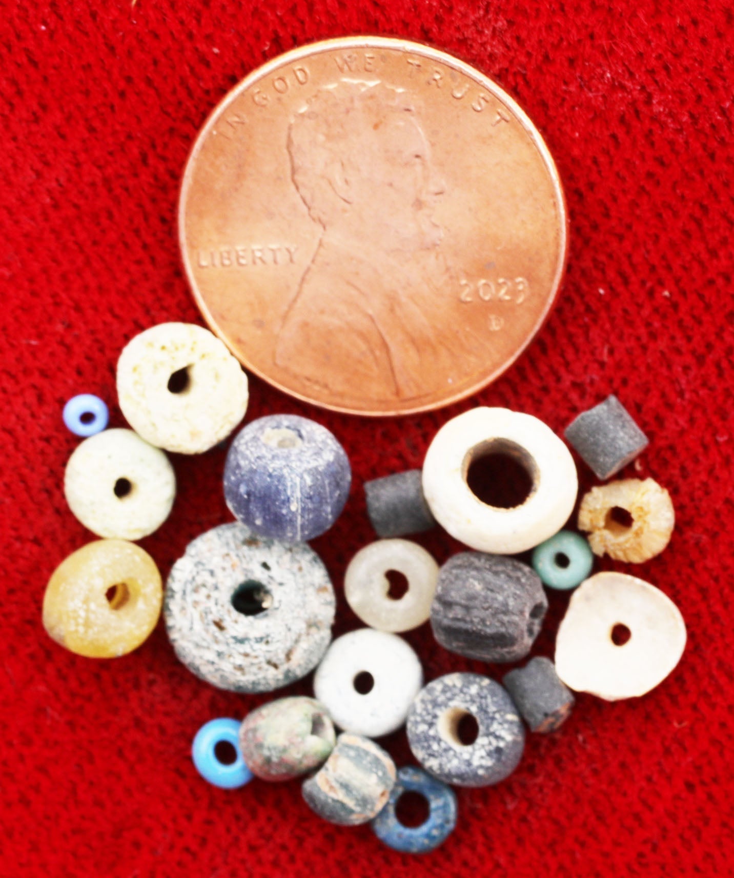 VIKING BEAD ASSORTMENT, 9th-10th CENTURY - Fagan Arms