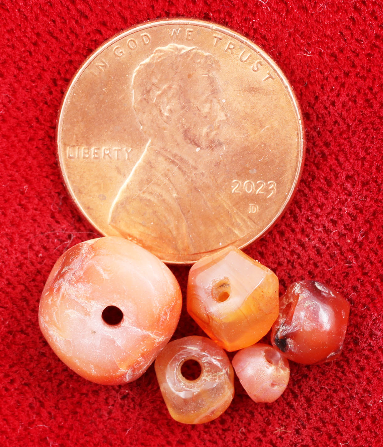 VIKING CARNELIAN BEADS, C.850-1050 AD - Fagan Arms