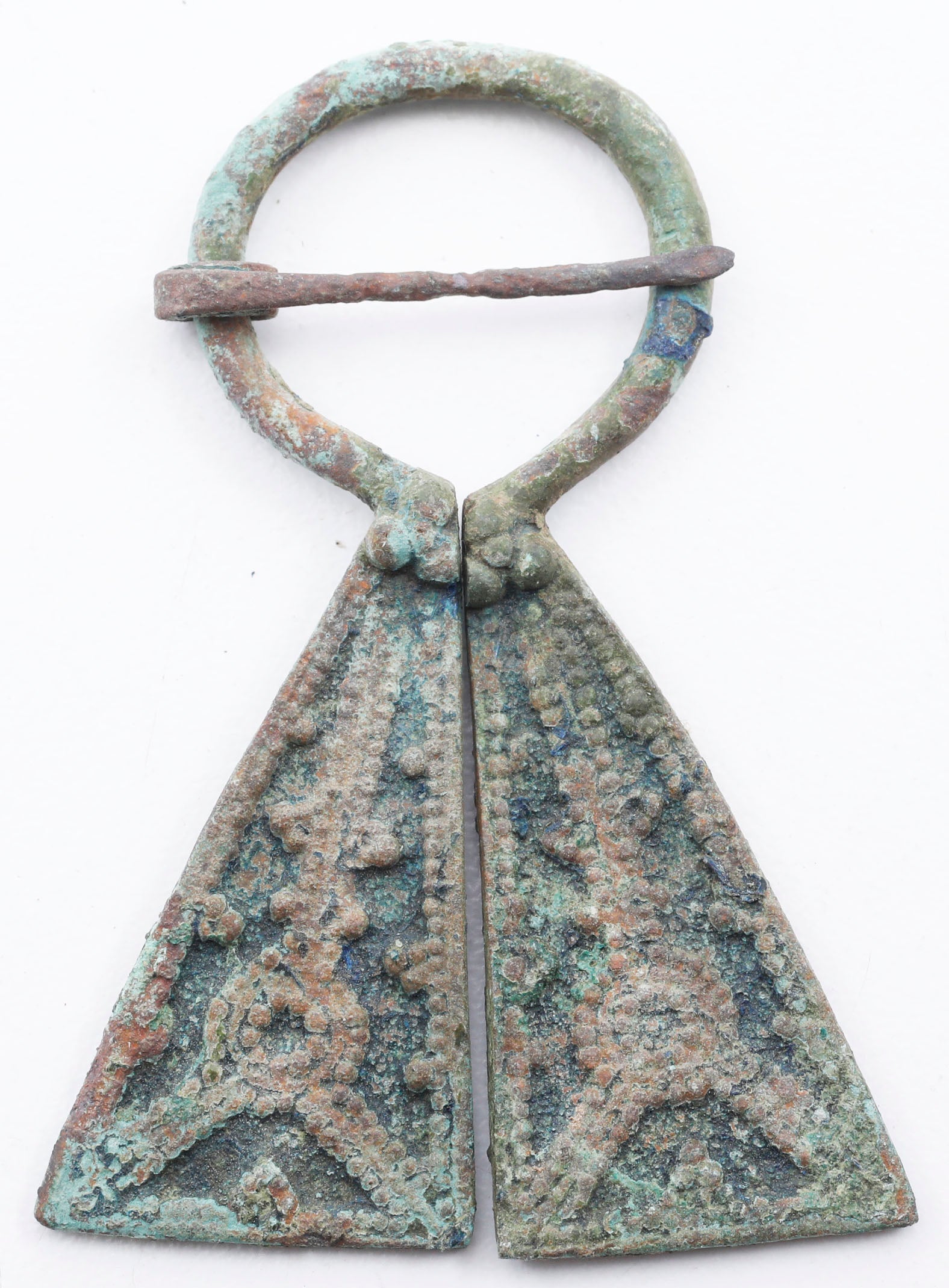 VIKING PROTECTIVE BROOCH, 950-1050 AD - Fagan Arms